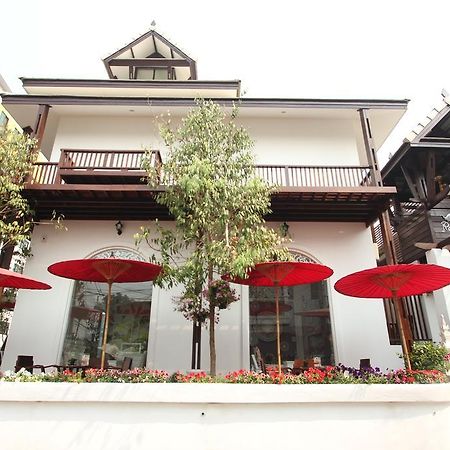 Ratchiangsaen Flora House Chiang Mai Exterior foto
