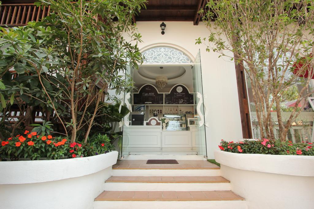 Ratchiangsaen Flora House Chiang Mai Exterior foto