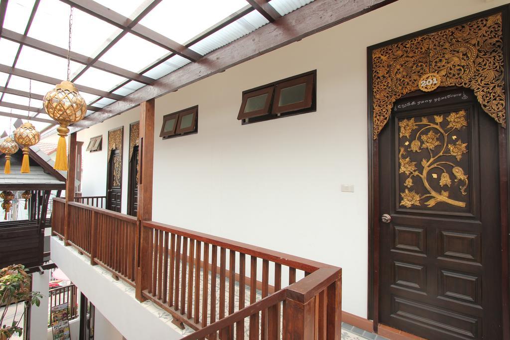 Ratchiangsaen Flora House Chiang Mai Exterior foto