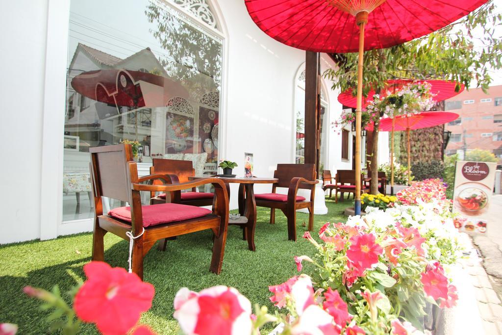 Ratchiangsaen Flora House Chiang Mai Exterior foto