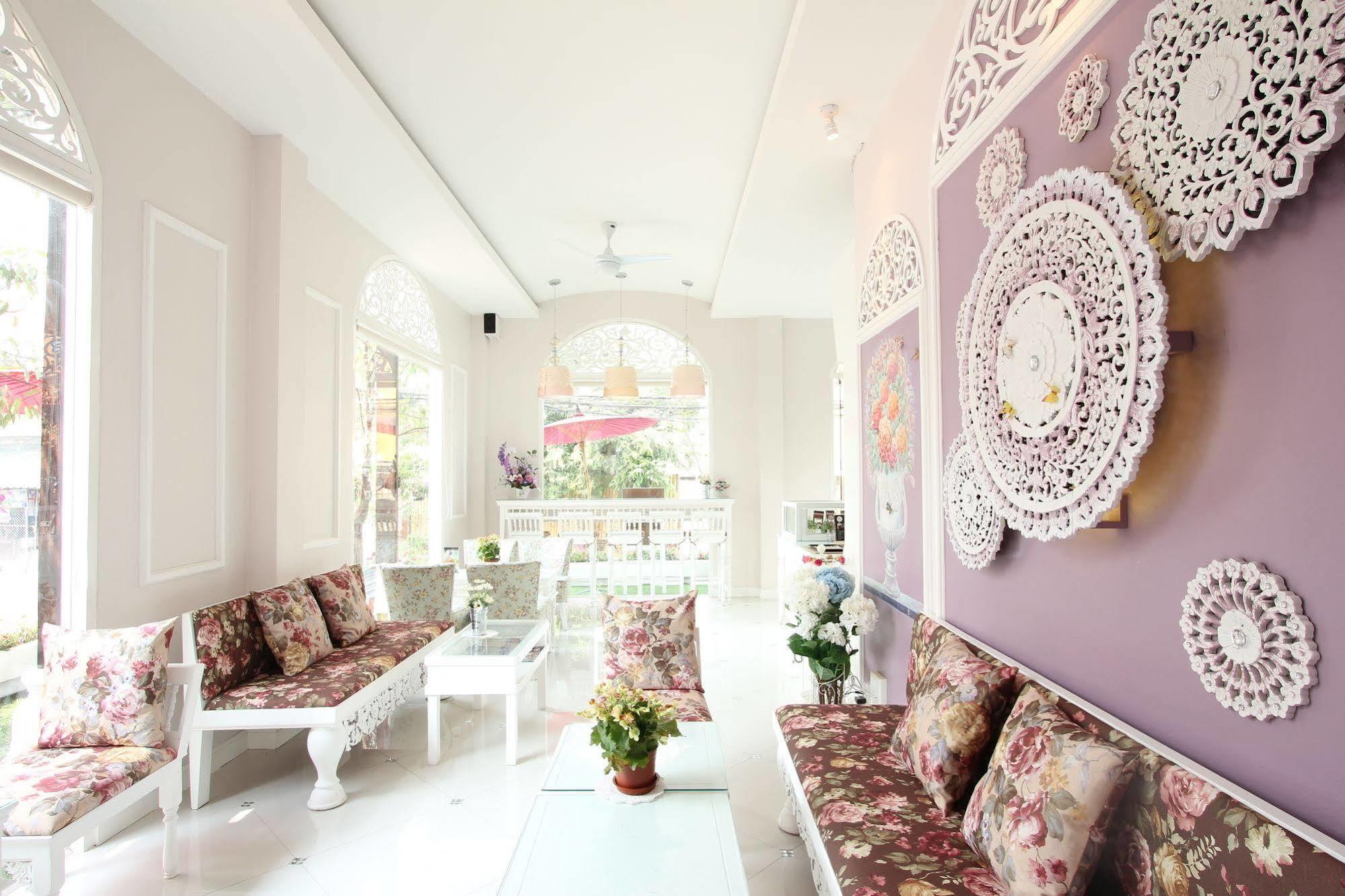 Ratchiangsaen Flora House Chiang Mai Exterior foto